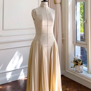 Elegant designer nude mock neck bodysuit pleated skirt blush dress small